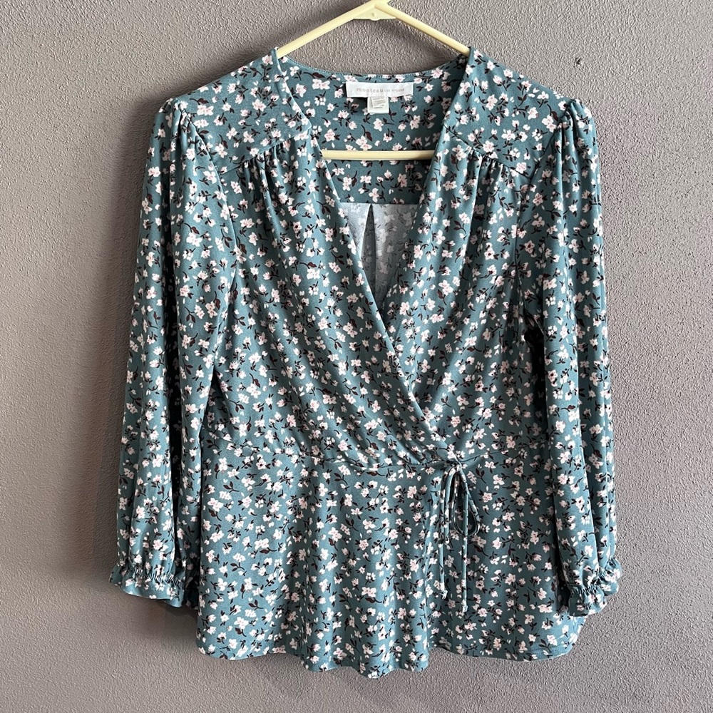 MONTEAU LA   Floral top
